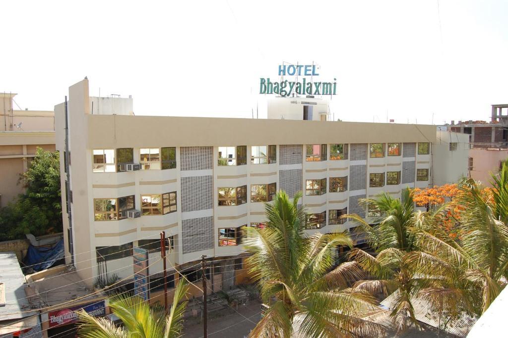 Hotel Bhagyalaxmi Shirdi Exterior photo